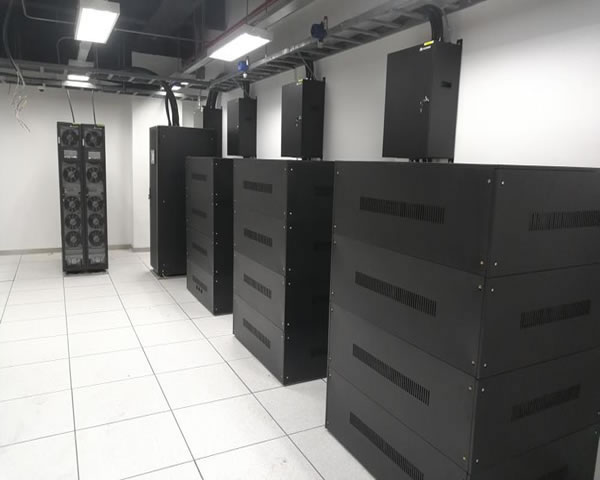 目前香港服务器负载情况分析与优化建议